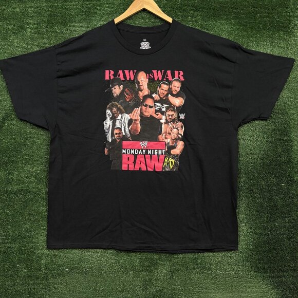 WWE Legends Monday Night Raw T-Shirt Size 3XL - Picture 1 of 4